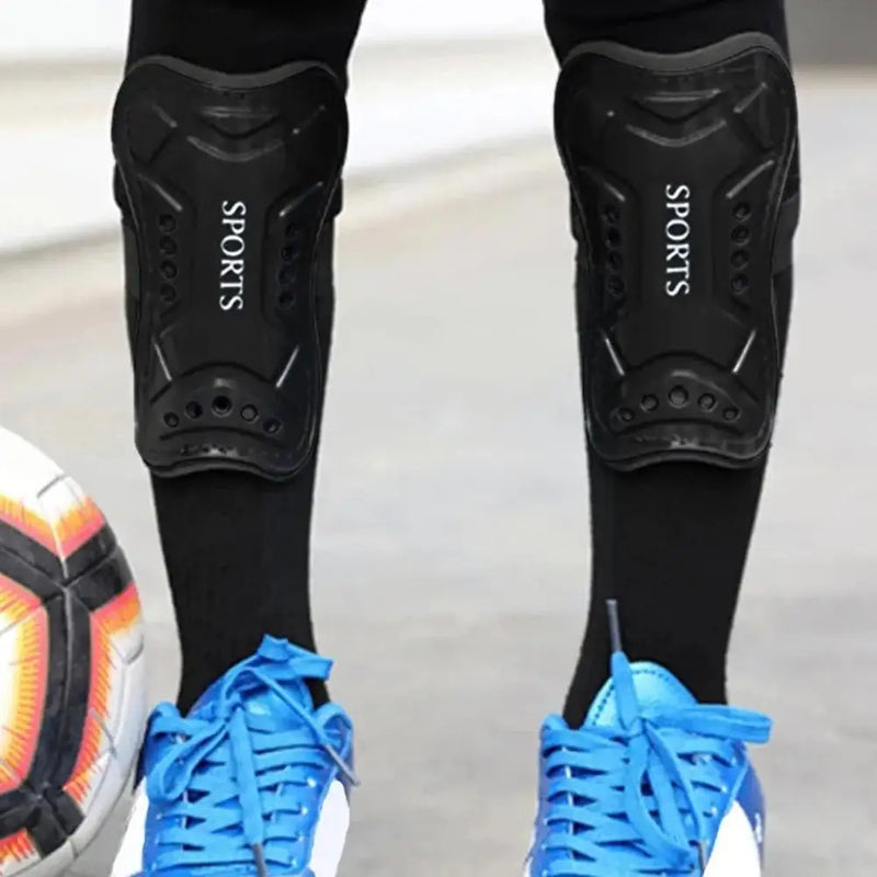 Caneleira de futebol infantil